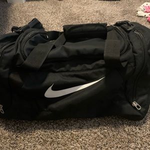 nike duffle